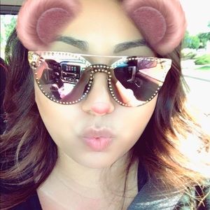 Meet your Posher, Natalie